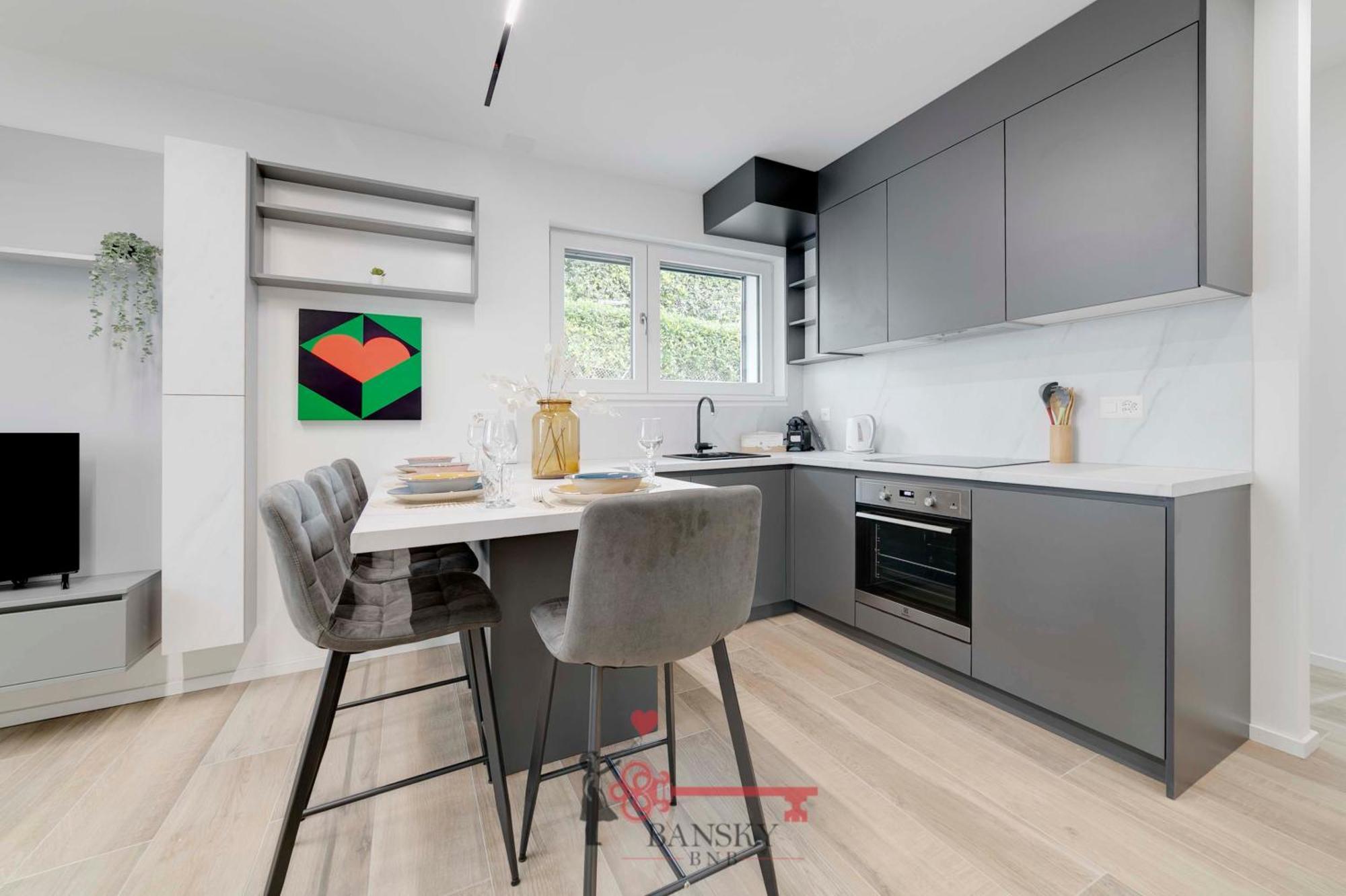 Home Sofia Room 2 - Modern Station -By Easylife Swiss 루가노 외부 사진