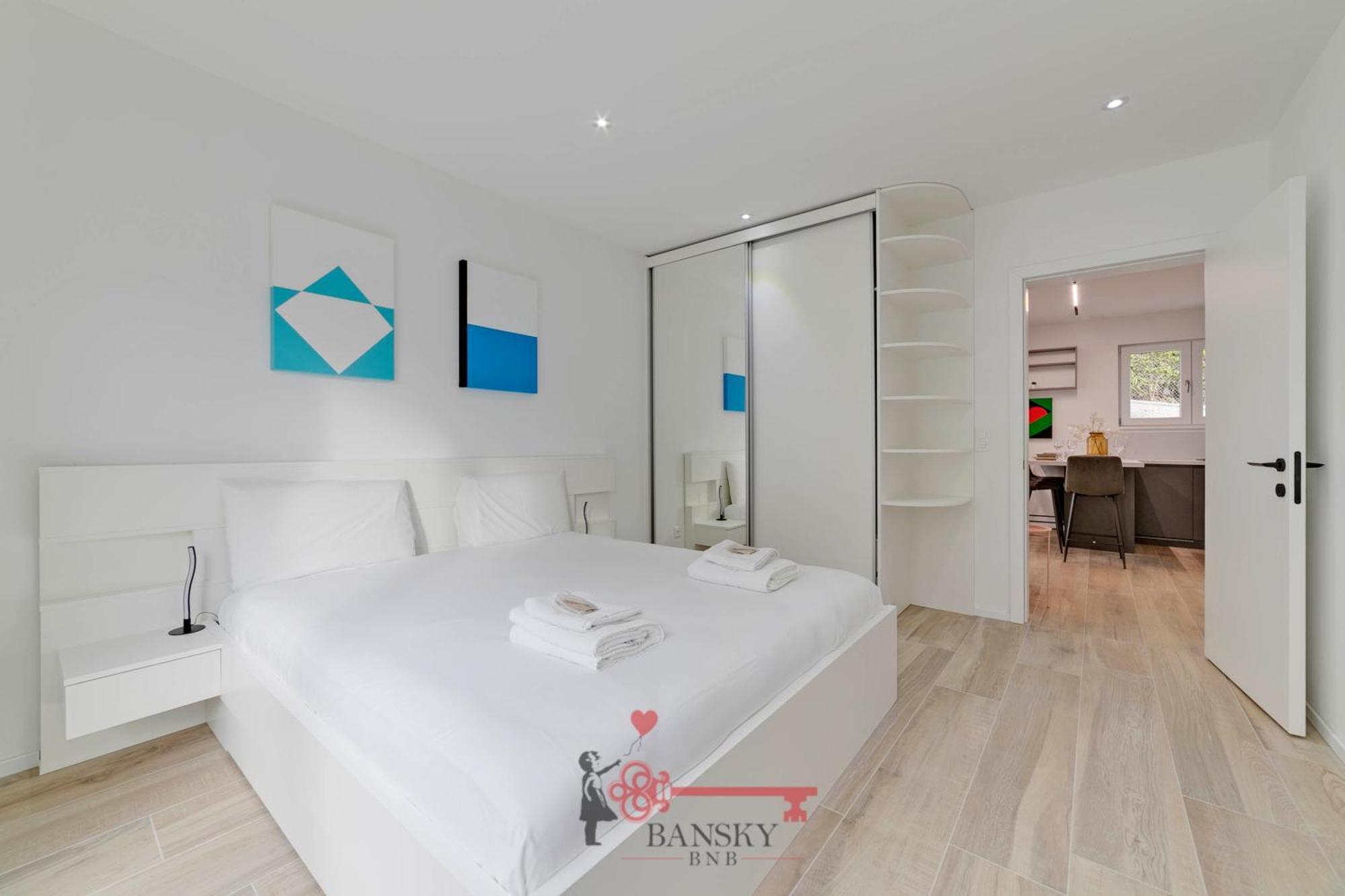 Home Sofia Room 2 - Modern Station -By Easylife Swiss 루가노 외부 사진
